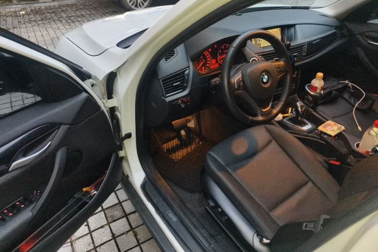 Used BMW X1 2015 sDrive18i Leading Edition Driver Seat