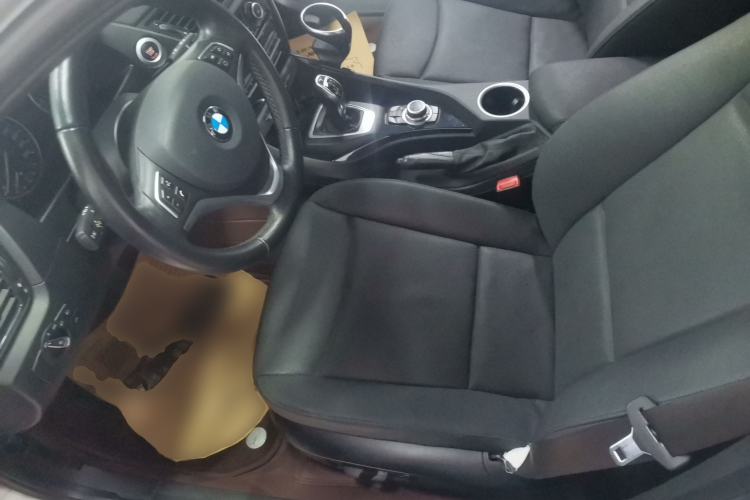 Used BMW X1 2015 sDrive18i Leading Edition Driver Seat