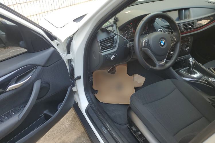 Used BMW X1 2015 sDrive18i Fashion Upgrade Edition Driver Seat