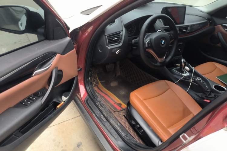 Used BMW X1 2015 sDrive18i Fashion Upgrade Edition Driver Seat