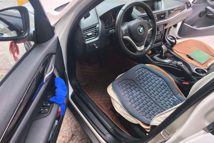 Used BMW X1 2015 sDrive18i Leading Edition Driver Seat