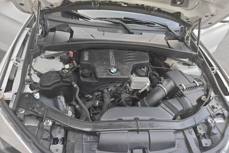 Used BMW X1 2015 sDrive18i Fashion Upgrade Edition Engine Bay