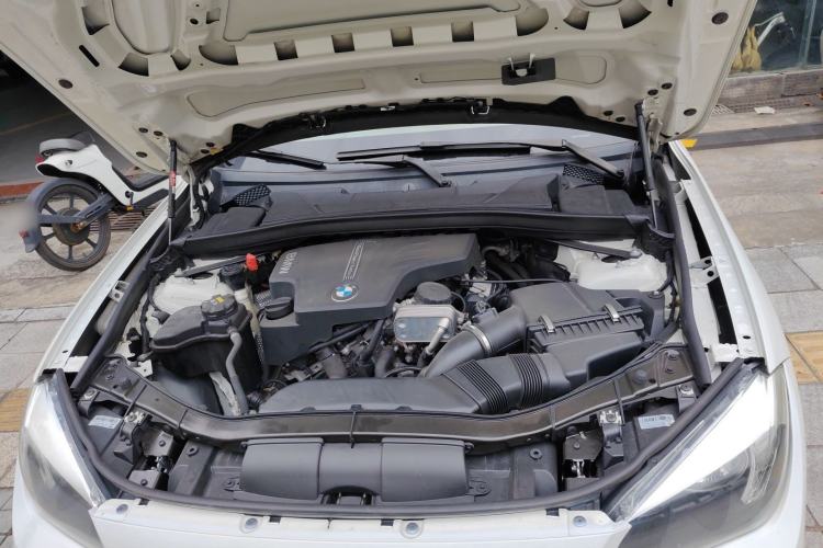 Used BMW X1 2015 sDrive18i Fashion Upgrade Edition Engine Bay