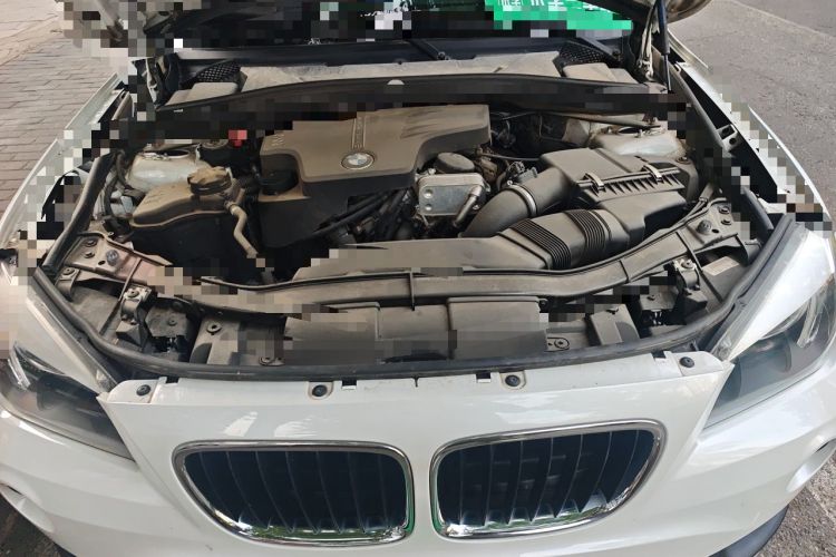 Used BMW X1 2015 sDrive18i Fashion Upgrade Edition Engine Bay