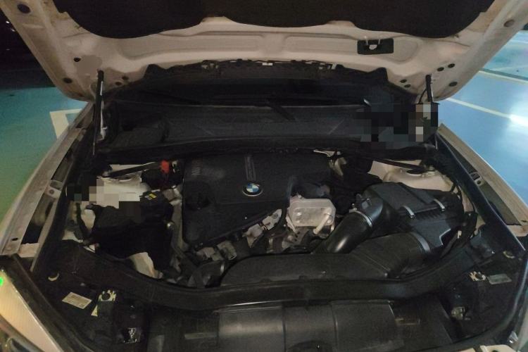 Used BMW X1 2015 sDrive18i Fashion Upgrade Edition Engine Bay