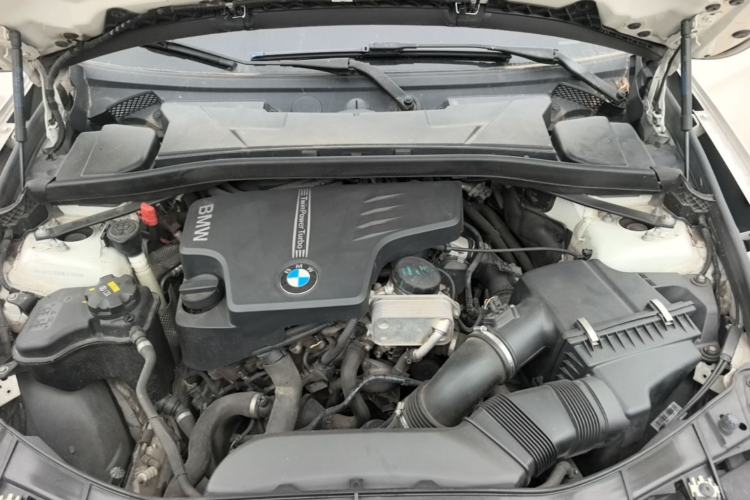 Used BMW X1 2015 sDrive18i Fashion Upgrade Edition Engine Bay