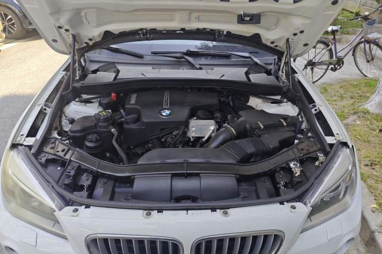 Used BMW X1 2015 xDrive20i X Package Upgrade Edition Engine Bay