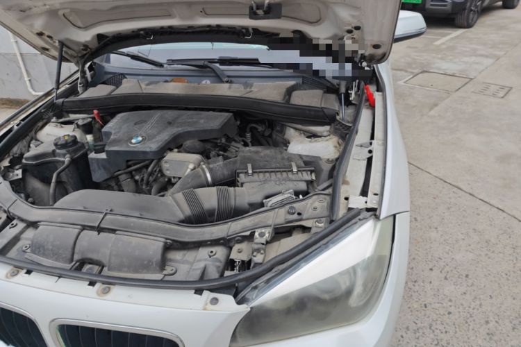 Used BMW X1 2015 sDrive18i Fashion Upgrade Edition Engine Bay Left