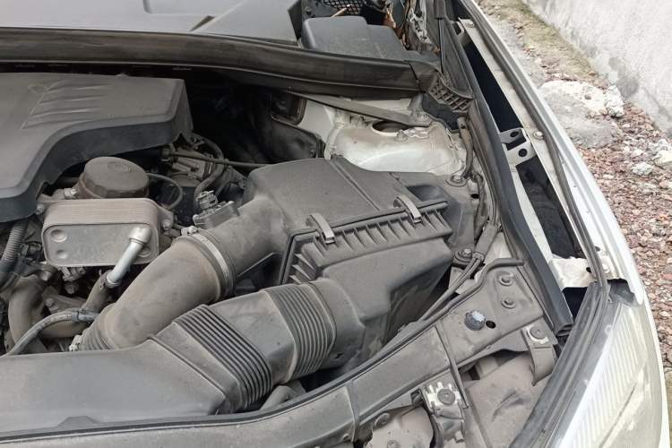 Used BMW X1 2015 sDrive18i Leading Edition Engine Bay Left