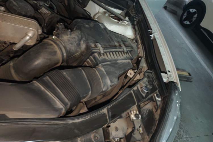 Used BMW X1 2015 sDrive18i Leading Edition Engine Bay Left