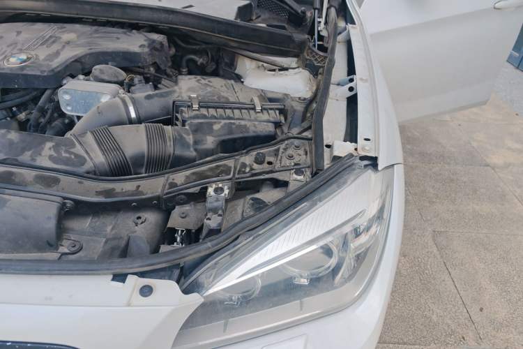 Used BMW X1 2015 xDrive20i X Package Upgrade Edition Engine Bay Left