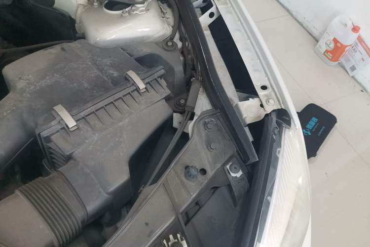 Used BMW X1 2015 sDrive18i Leading Edition Engine Bay Left