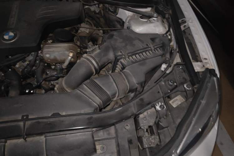 Used BMW X1 2015 sDrive18i Fashion Upgrade Edition Engine Bay Left