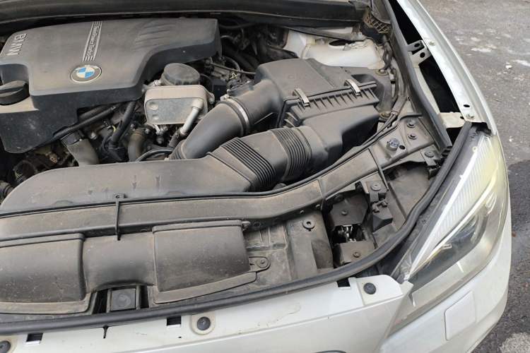 Used BMW X1 2015 sDrive18i Leading Edition Engine Bay Left
