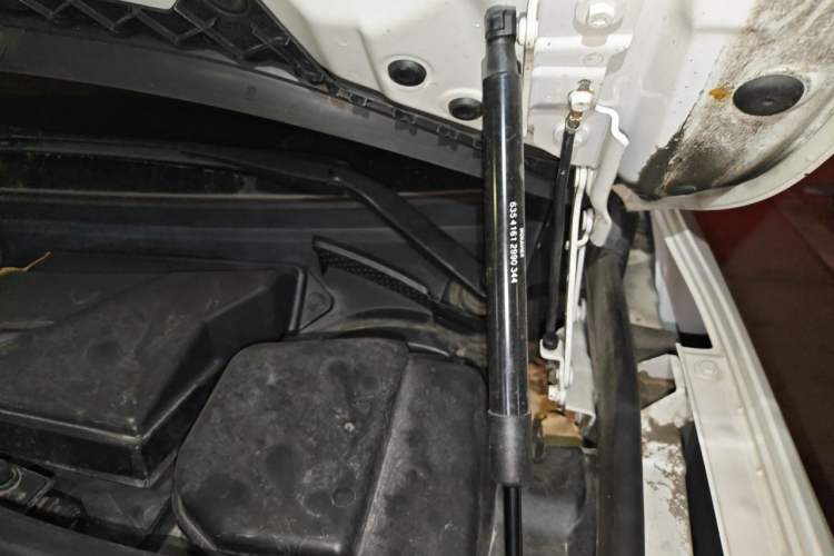 Used BMW X1 2015 sDrive18i Leading Edition Engine Bay Left