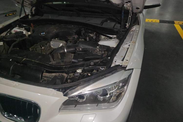 Used BMW X1 2015 sDrive18i Leading Edition Engine Bay Left