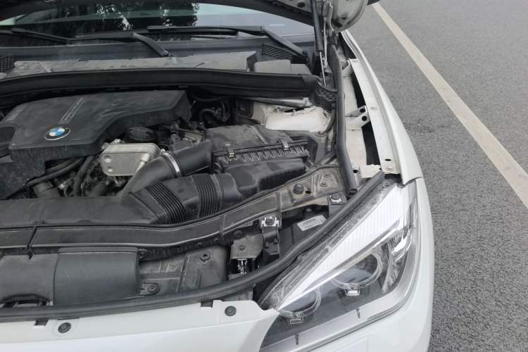 Used BMW X1 2015 sDrive18i Leading Edition Engine Bay Left
