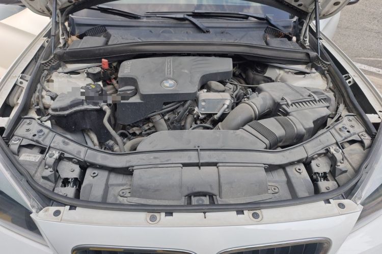 Used BMW X1 2015 sDrive18i Fashion Upgrade Edition Engine Bay