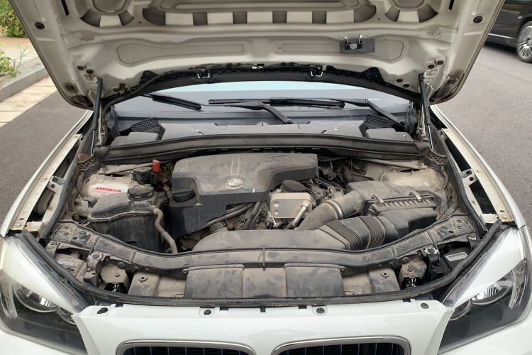 Used BMW X1 2015 sDrive18i Fashion Upgrade Edition Engine Bay