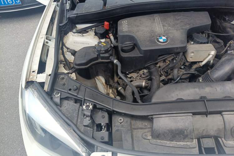 Used BMW X1 2015 sDrive18i Fashion Upgrade Edition Engine Bay Right