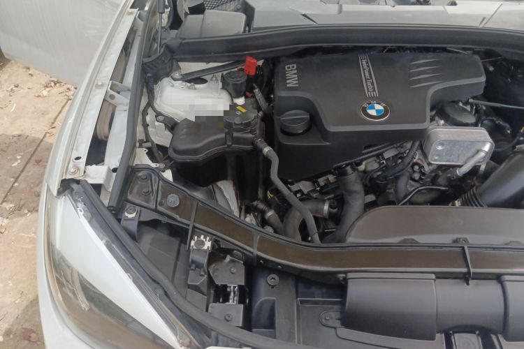 Used BMW X1 2015 sDrive18i Fashion Upgrade Edition Engine Bay Right
