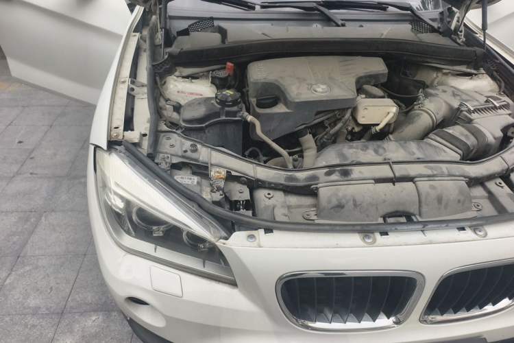 Used BMW X1 2015 sDrive18i Leading Edition Engine Bay Right