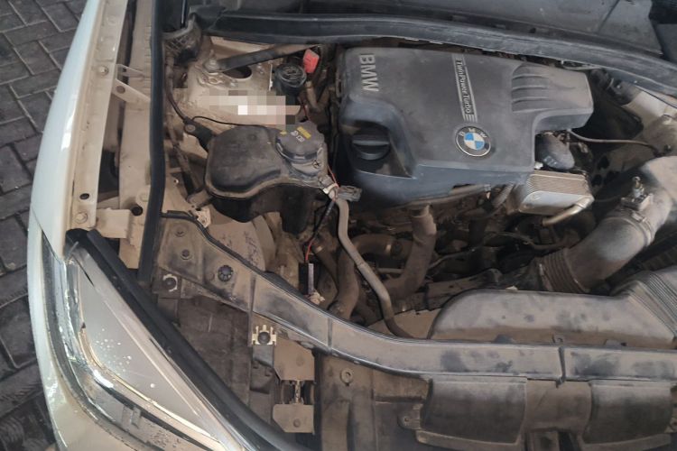 Used BMW X1 2015 sDrive18i Fashion Upgrade Edition Engine Bay Right