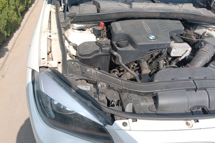 Used BMW X1 2015 sDrive18i Fashion Upgrade Edition Engine Bay Right