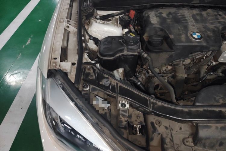 Used BMW X1 2015 sDrive18i Fashion Upgrade Edition Engine Bay Right