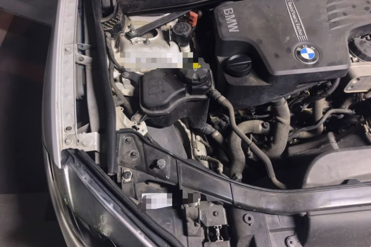 Used BMW X1 2015 sDrive18i Fashion Upgrade Edition Engine Bay Right