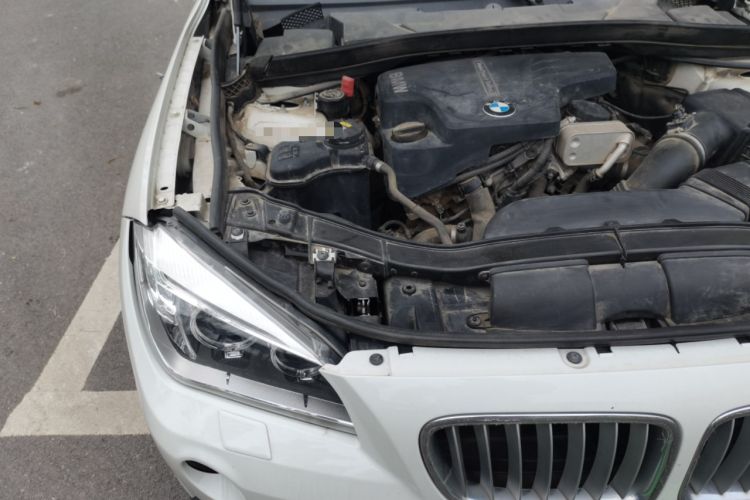 Used BMW X1 2015 sDrive18i Leading Edition Engine Bay Right