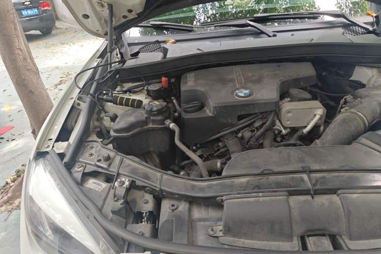 Used BMW X1 2015 sDrive18i Fashion Upgrade Edition Engine Bay Right