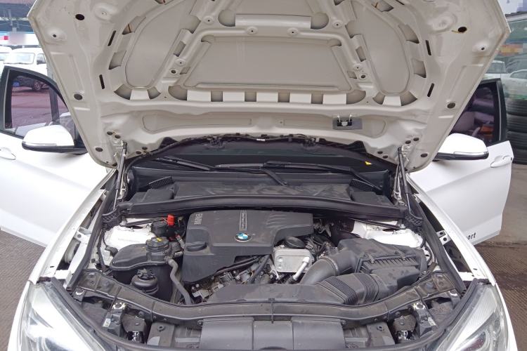 Used BMW X1 2015 xDrive20i Fashion Model Engine Bay