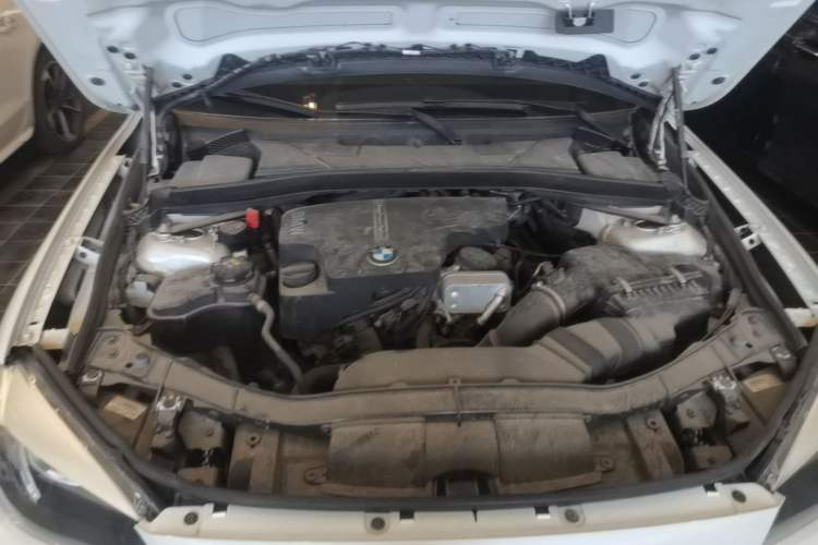 Used BMW X1 2015 sDrive18i Fashion Upgrade Edition Engine Bay