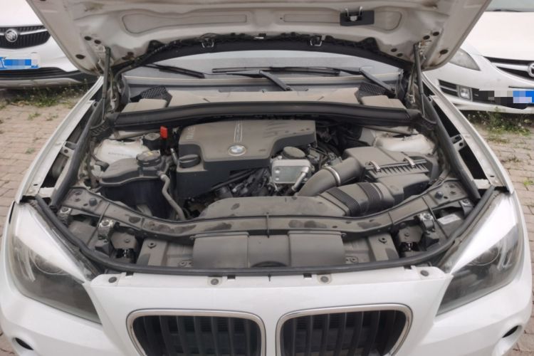 Used BMW X1 2015 sDrive18i Fashion Upgrade Edition Engine Bay