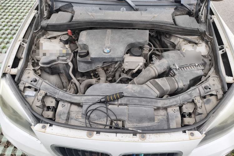 Used BMW X1 2015 sDrive18i Fashion Upgrade Edition Engine Bay