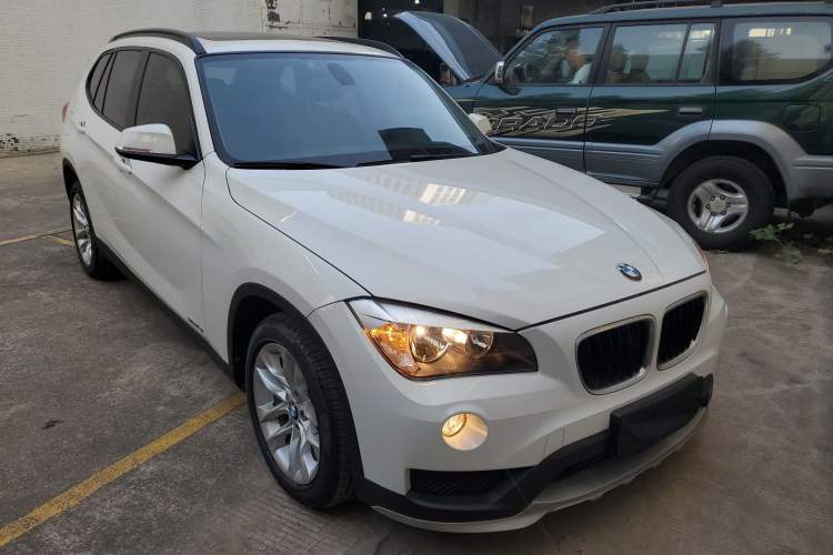 Used BMW X1 2015 sDrive18i Fashion Upgrade Edition Exterior 1