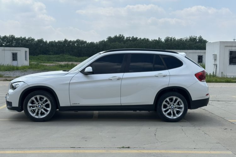 Used BMW X1 2015 sDrive18i Fashion Upgrade Edition Exterior 1