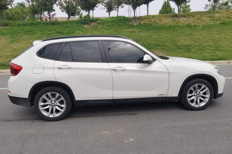 Used BMW X1 2015 sDrive18i Fashion Upgrade Edition Exterior 11