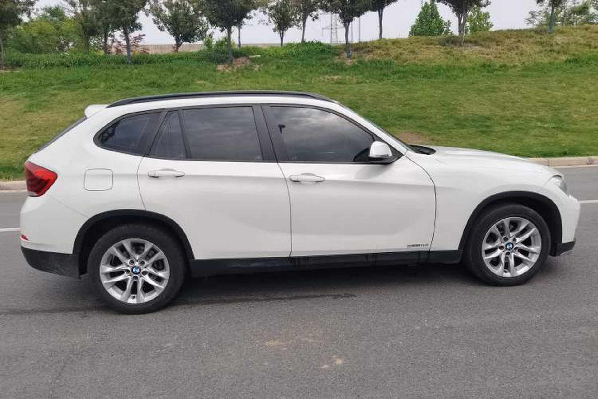 Used BMW X1 2015 sDrive18i Fashion Upgrade Edition Exterior 11
