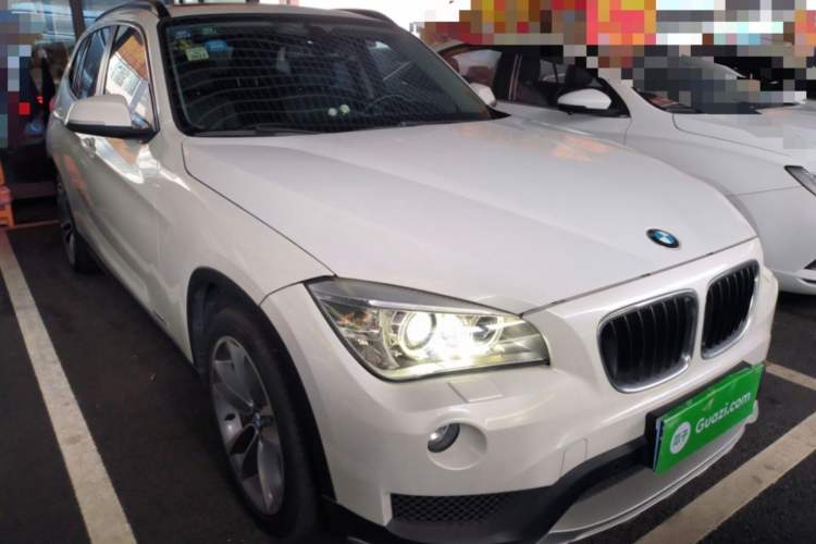 Used BMW X1 2015 sDrive18i Leading Edition Exterior 2