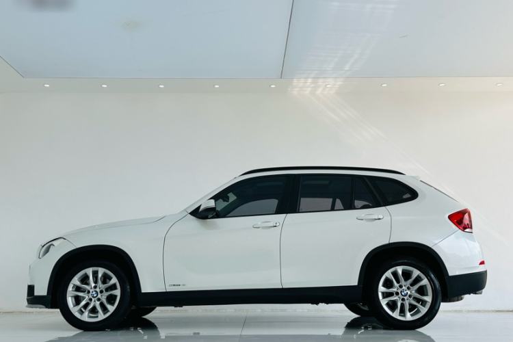 Used BMW X1 2015 sDrive18i Fashion Upgrade Edition Exterior 2