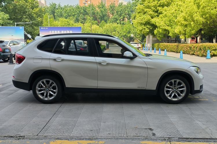 Used BMW X1 2015 sDrive18i Fashion Upgrade Edition Exterior 2