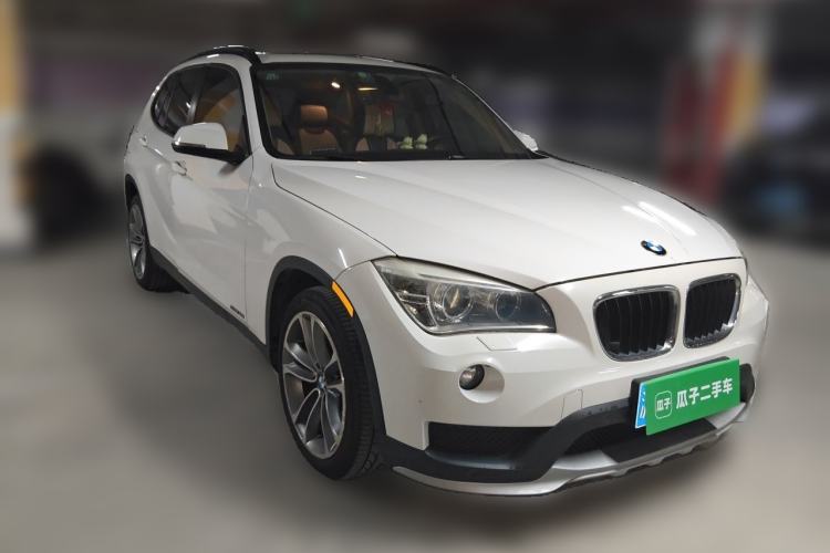 Used BMW X1 2015 sDrive18i Leading Edition Exterior 2
