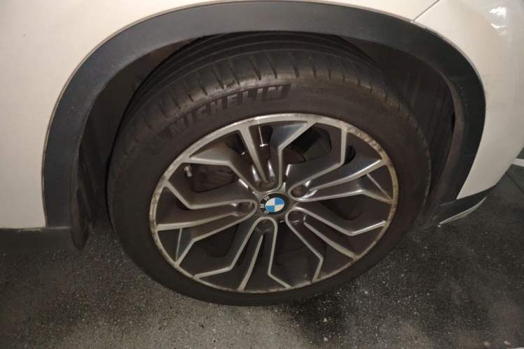 Used BMW X1 2015 xDrive20i Fashion Upgrade Edition Exterior 2