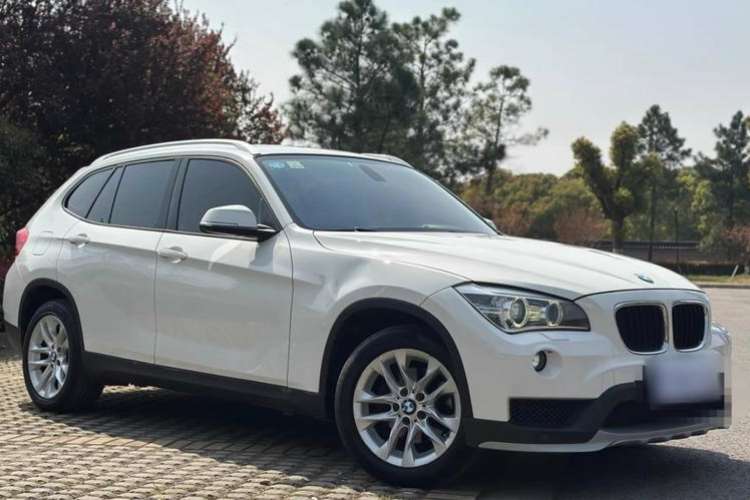 Used BMW X1 2015 sDrive18i Fashion Upgrade Edition Exterior 2