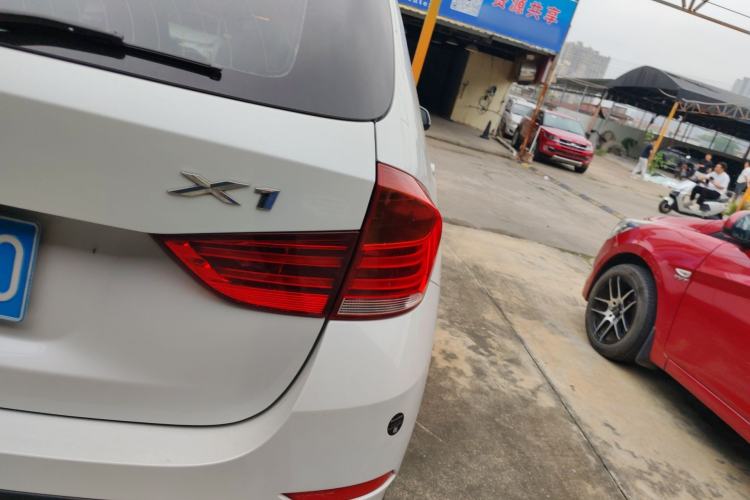 Used BMW X1 2015 sDrive18i Fashion Upgrade Edition Exterior 3