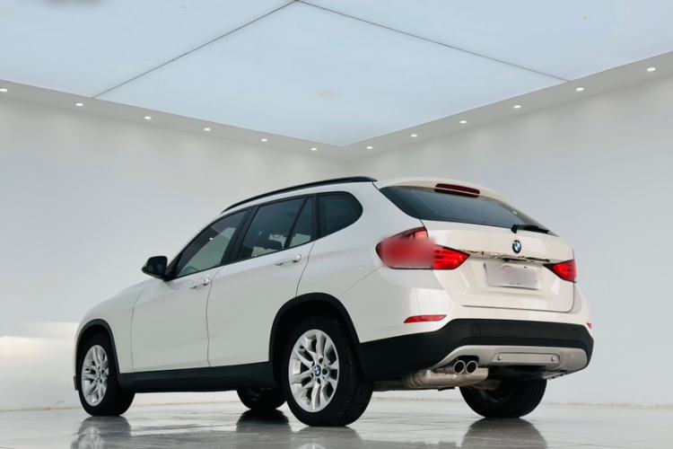 Used BMW X1 2015 sDrive18i Fashion Upgrade Edition Exterior 3