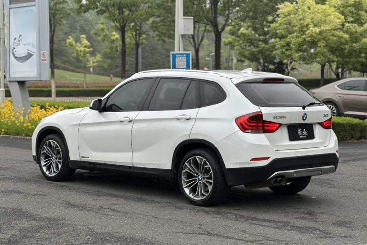 Used BMW X1 2015 xDrive20i Fashion Upgrade Edition Exterior 3