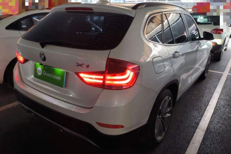 Used BMW X1 2015 sDrive18i Leading Edition Exterior 4